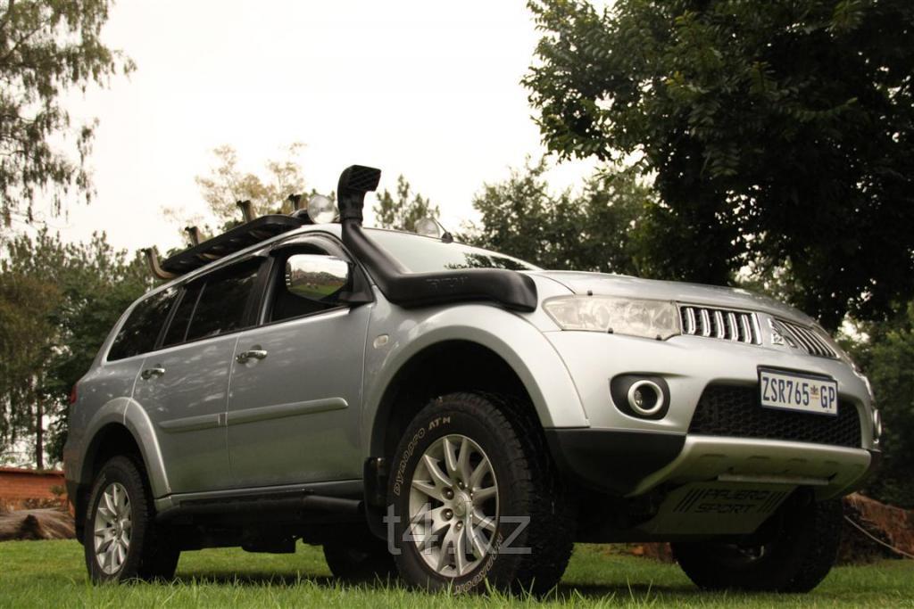 Mitsubishi Pajero Sport 2009-2018 шноркель - RIDEPRO 4X4