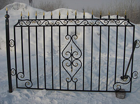 Забор кованный