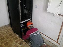 Монтаж шкафа на АБК