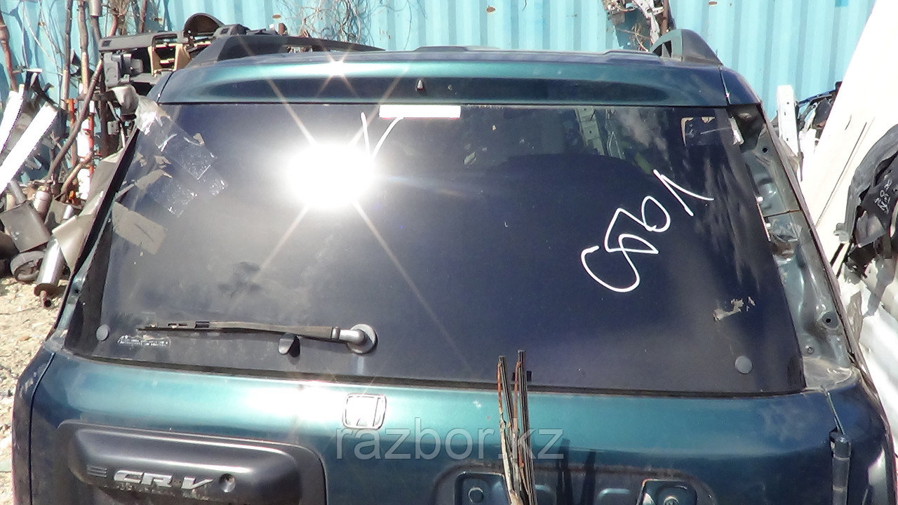 Стекло заднее на дверь багажника Honda CR-V
