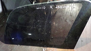 Стекло заднее правое (собачатник) Nissan Avenir