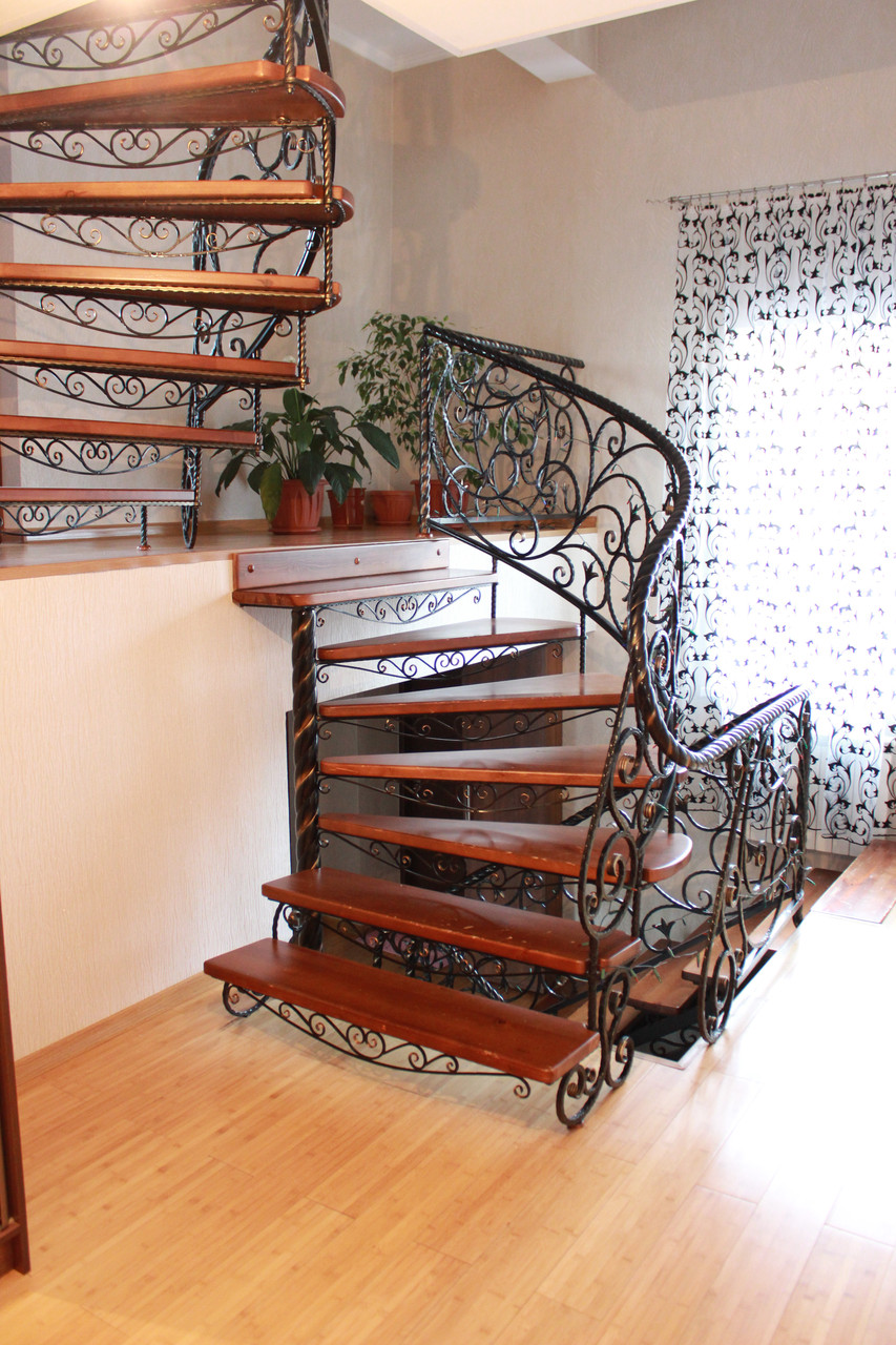 Кованная лестница с перилами - фото 2 - id-p52072258