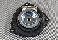 Опора переднего амортизатора левая NISSAN JUKE (F15) (2011>)