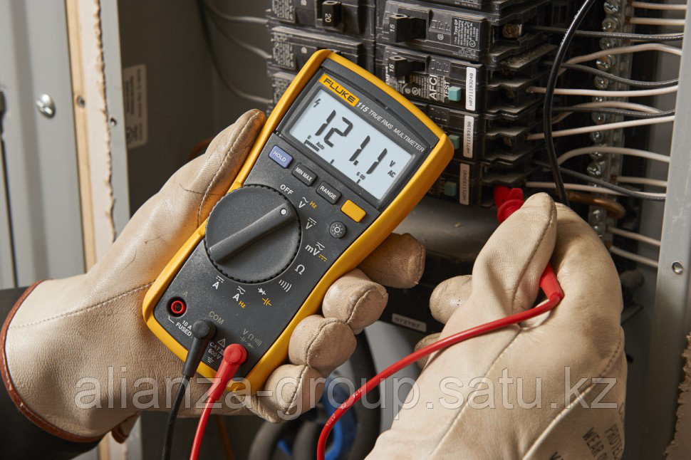 Цифровой мультиметр Fluke 115 и полный комплект принадлежностей TLK 225 SureGrip Master 2 со скидкой более 40%