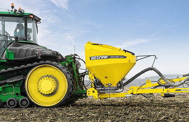 Бункер для удобрений