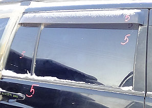 Форточка задняя правая Toyota Kluger (Highlander)