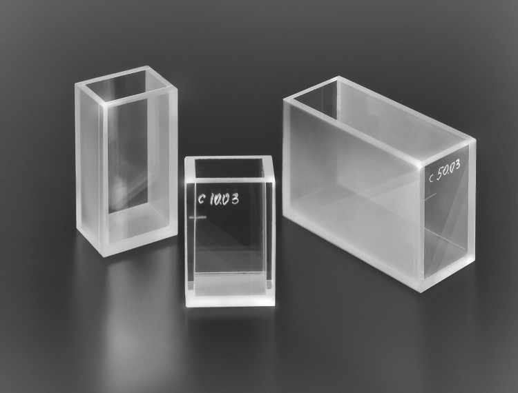 Кюветы для фотометрии из стекла К-8