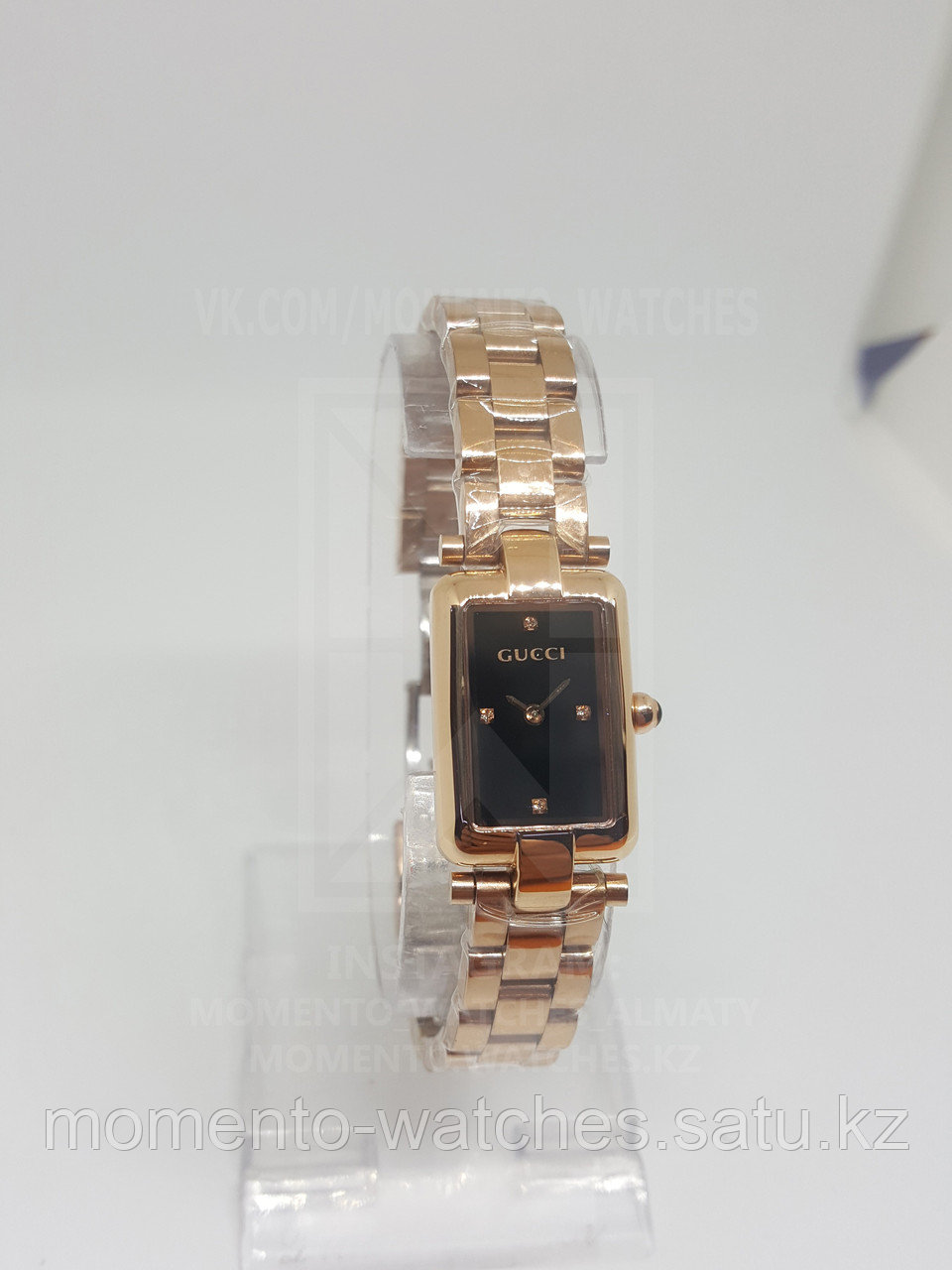 Женские часы Gucci