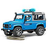 Внедорожник Land Rover Defender Station Wagon Полицейская с фигуркой, фото 5