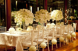 Цветы для банкетного стола