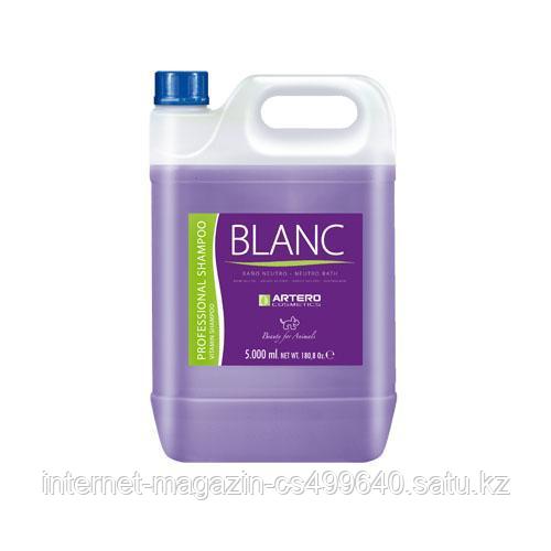 Шампунь для ухода за белой и черной шерстью собак и кошек Artero Shampoo Blanc