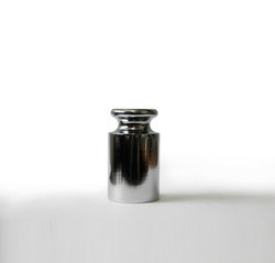 ГИРЯ  2 кг. F1 OIML R 111 – 1 в футляре с паспортом