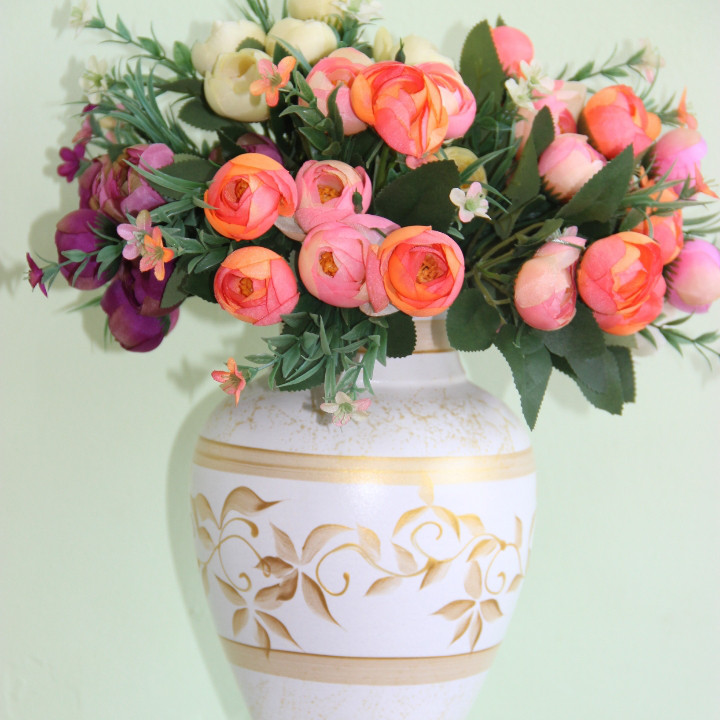 Керамическая ваза для цветов "Золотые цветы."Высота 20-25 см