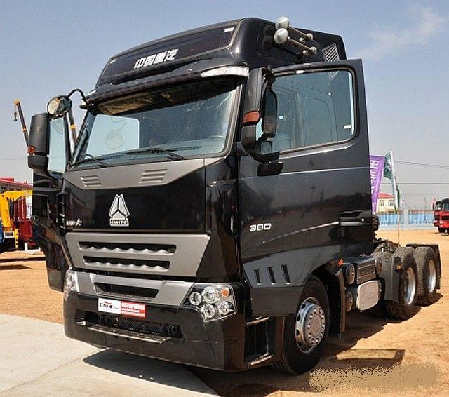 Тягач HOWO ZZ4257V3247N1B (380л.с)