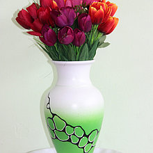 Керамическая ваза для цветов ручной работы " Узоры на зеленом",20-25см