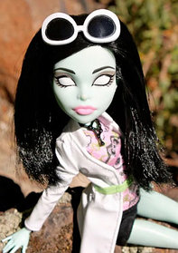 Кукла Monster High Скара Скримс с одеждой Scaran Screams