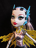 Кукла Monster High Фрэнки Штейн Супергерои Frankie Stein Superhero Voltageous, фото 9