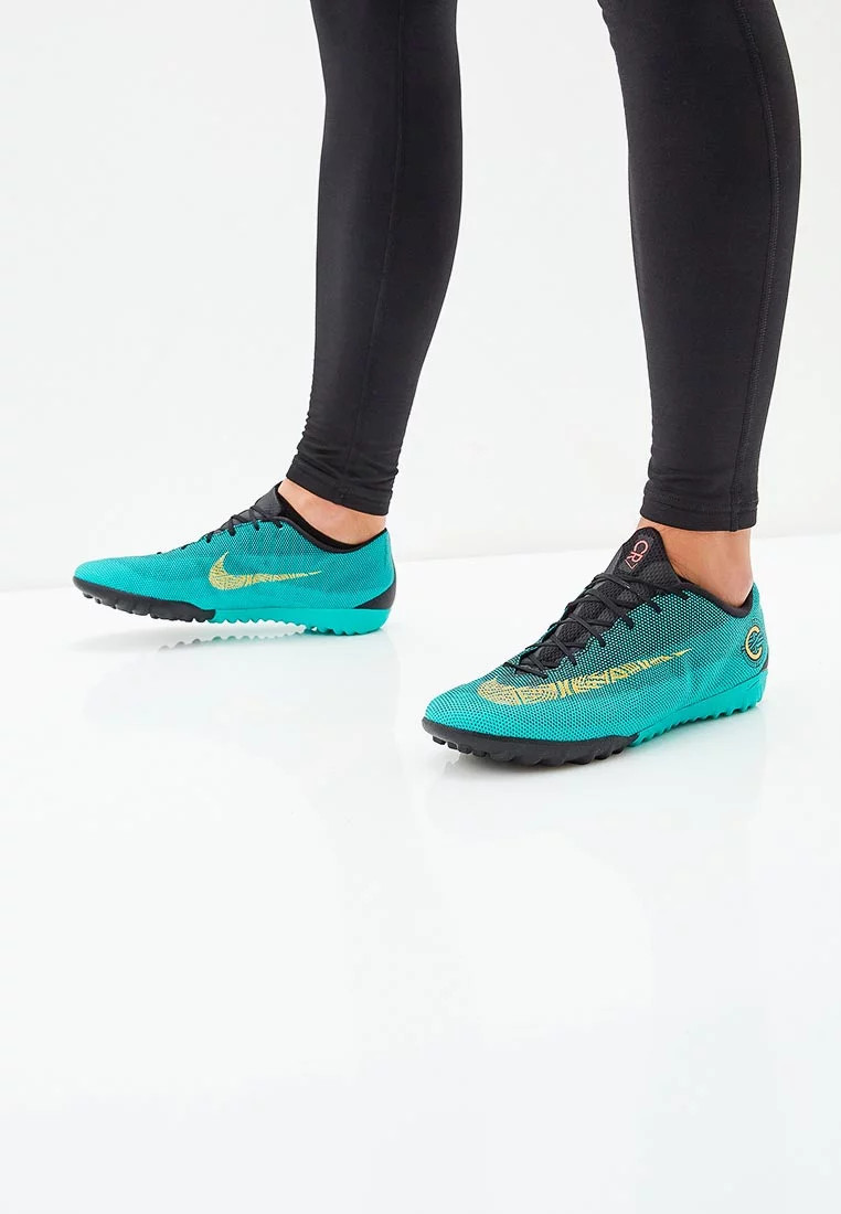 Шиповки Nike VAPORX 12 CLUB CR7 TF - фото 3 - id-p54075420