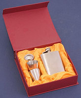 8284 GIPFEL Фляжка в подарочном наборе 6 пр. с воронкой (нерж. сталь)