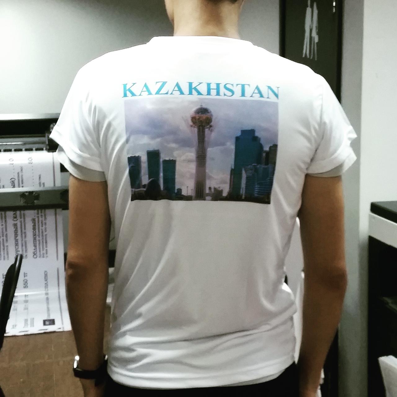 Нанесение лого на футболку клиента
