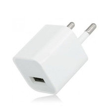 Зарядное устройство для iPhone/iPod  5V 1A