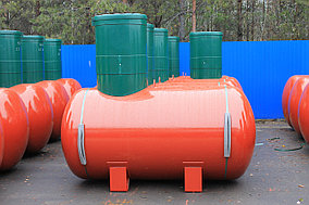 Резервуары подземного размещения отопительные,с высоким патрубком,кожух диаметр 1200 мм. ПОП- 2,5