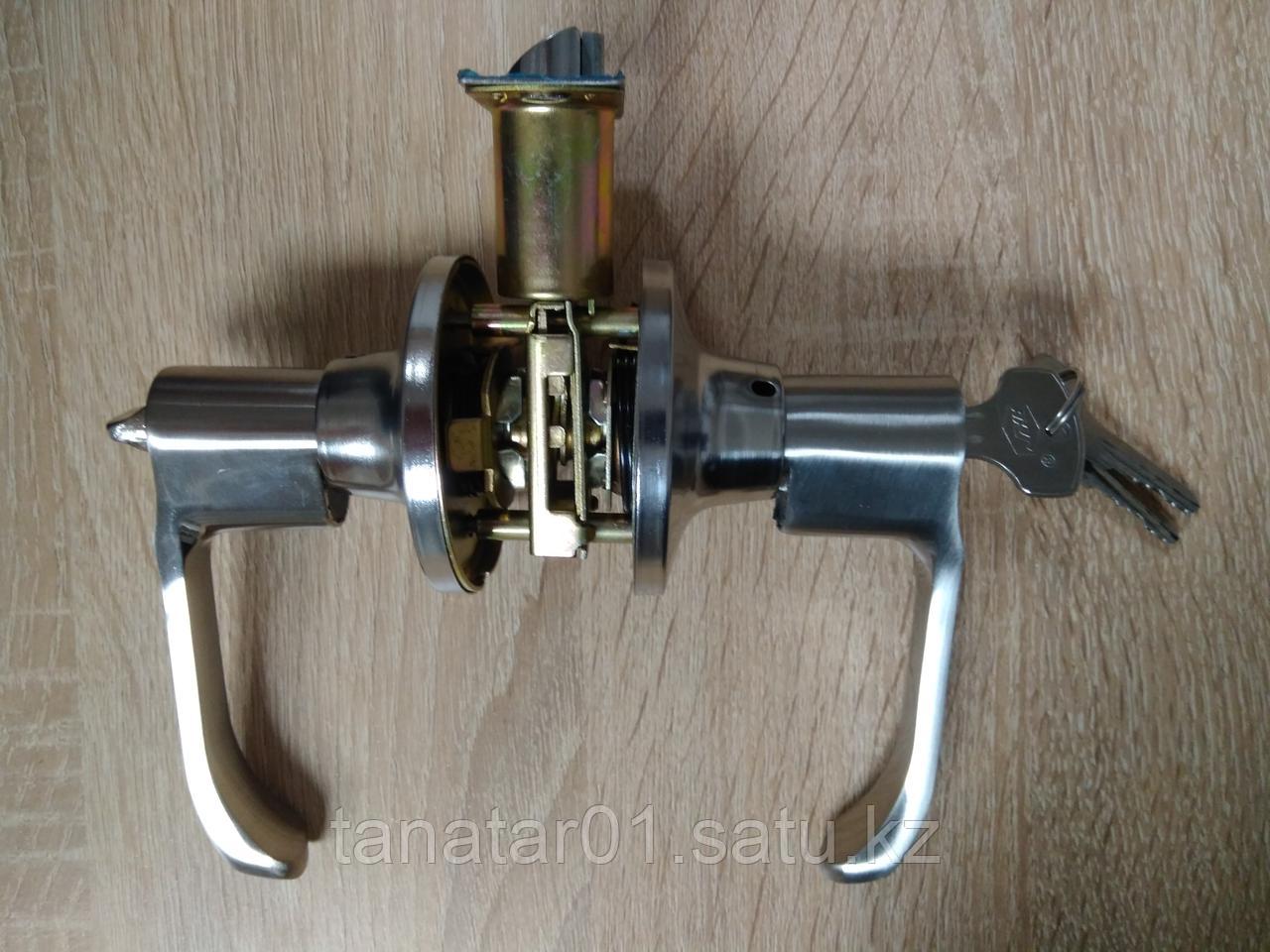 Дверная ручка Корона 8032-01 SS с защелкой Хром