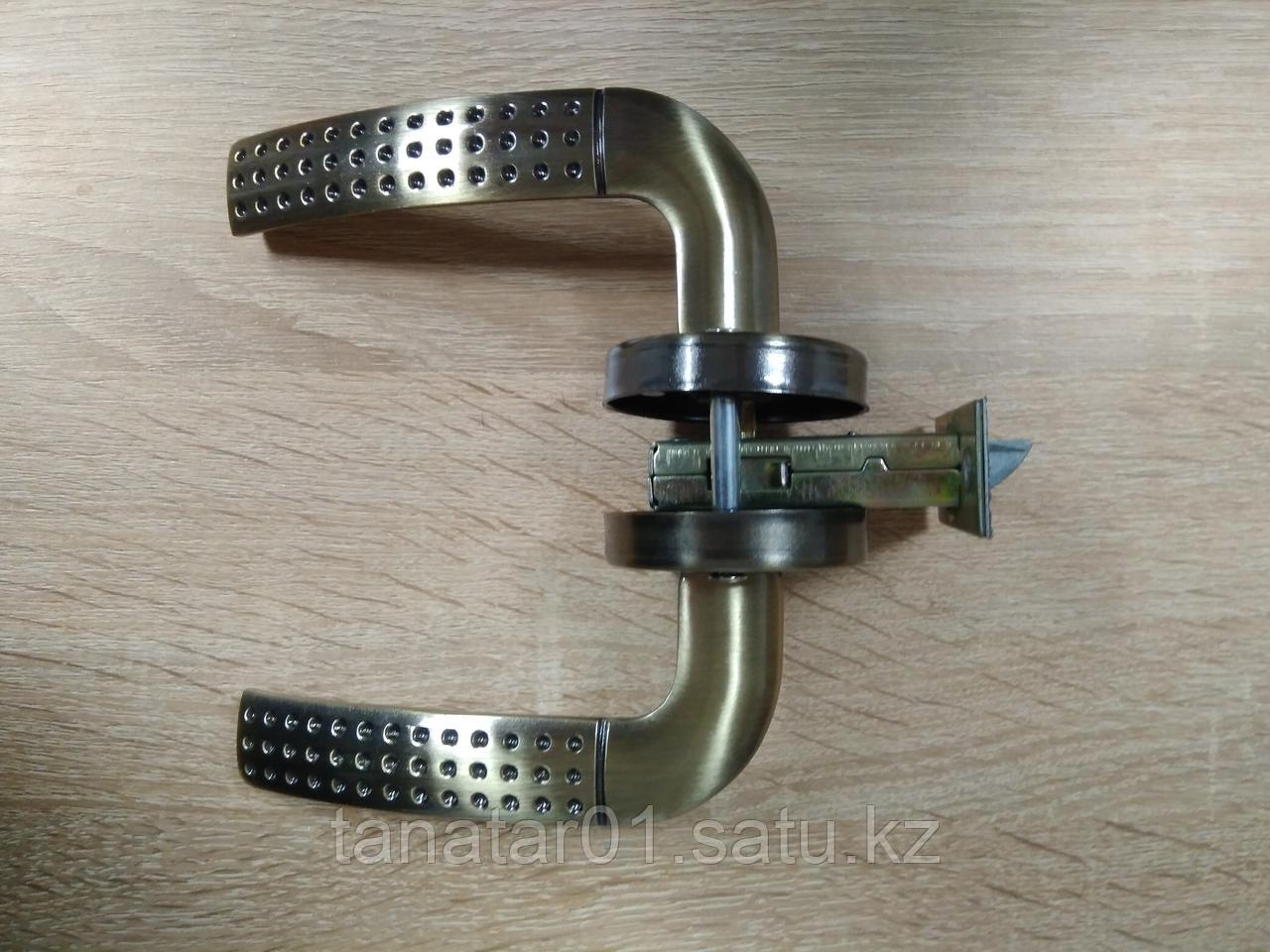 Дверная ручка APS TL-96-AB Бронза