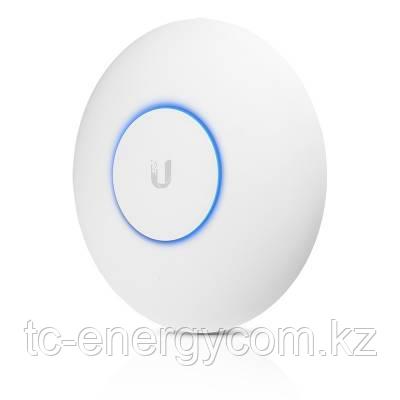 Toчка доступа UniFi XG