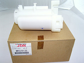 Mr529135 Mitsubishi топливный фильтр Pajero Montero mr529135 Mitsubishi