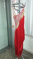 Красное платье для танцев