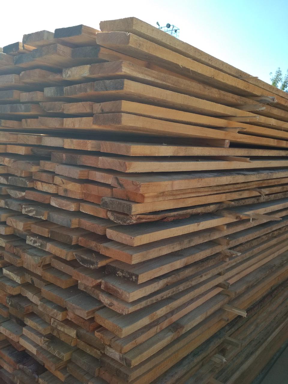 Доска обрезная из лиственницы 25*105*6000