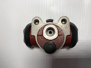 Цилиндр колесный задний (32)