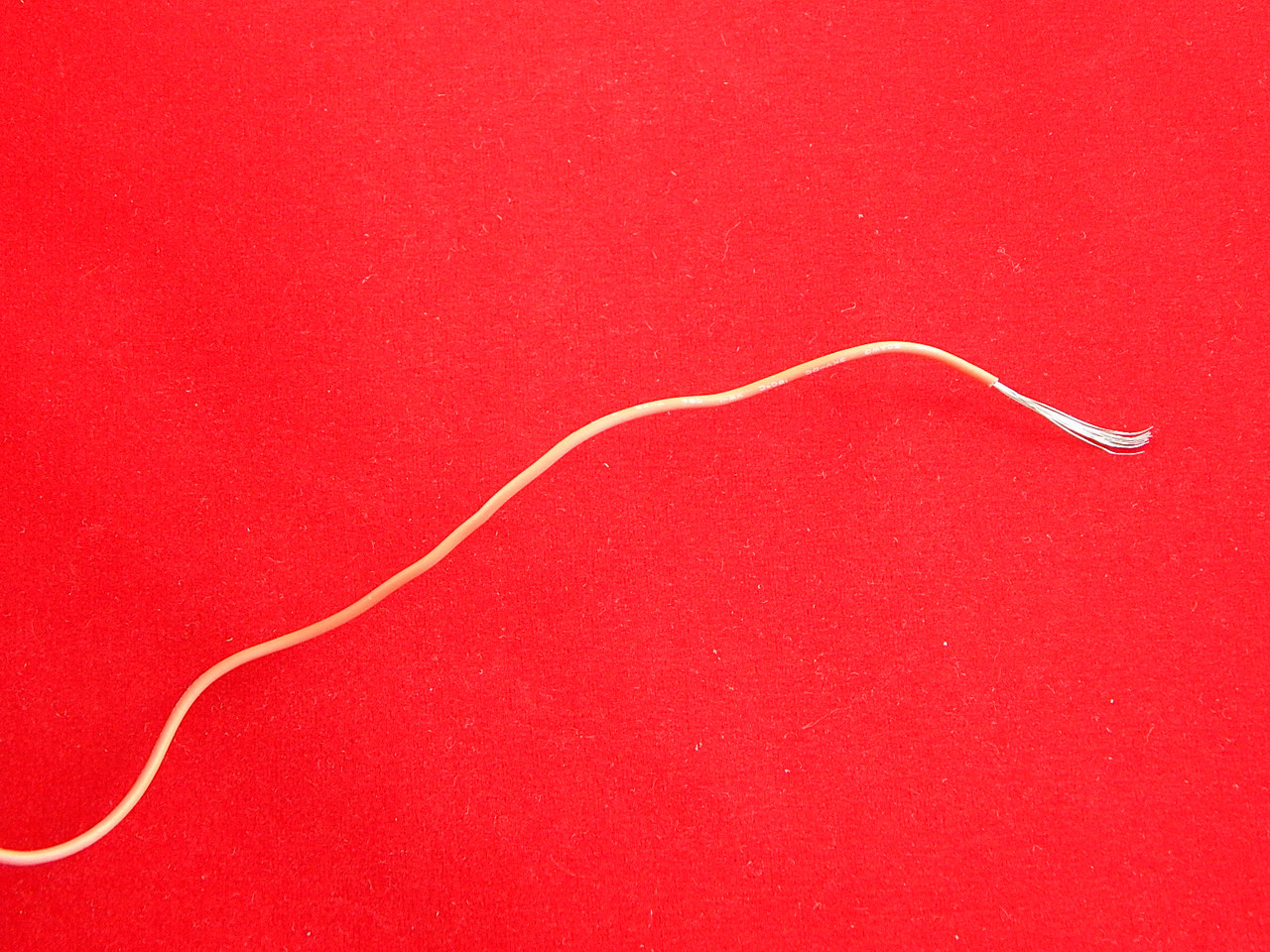 Провод 20AWG Красный (1 м.) - фото 1 - id-p55214982
