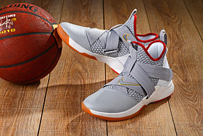 Баскетбольные кроссовки  Nike Lebron 12 Soldier, фото 2