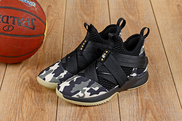 Баскетбольные кроссовки Nike Lebron 12 Soldier - фото 1 - id-p55393259