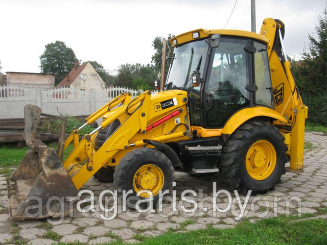 Экскаватор-погрузчик JCB 3CX