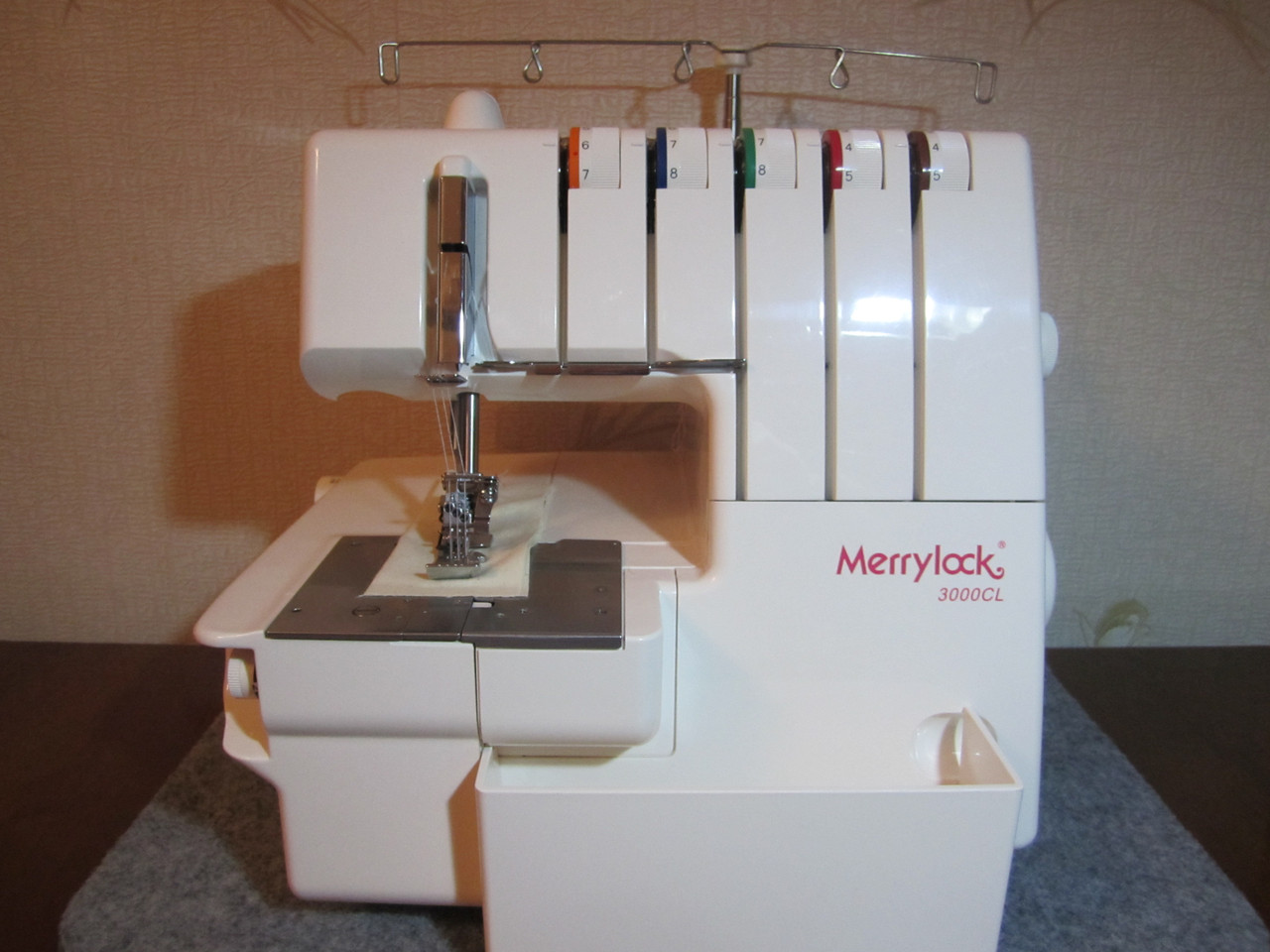 Оверлок 5 нит и Распош, Коверлок Merrylock 3000 cl (5000сl)