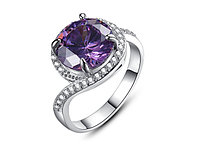 Кольцо-перстень "Фиолетовый топаз"