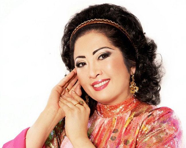 Орыс қыздарының порнографиясын көру Сексуалды автокөлік қыздары