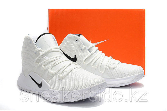 Nike hyperdunk hotsell 2018 low white