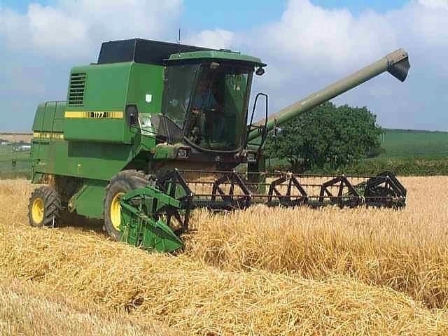 Запчасти двигателя John Deere