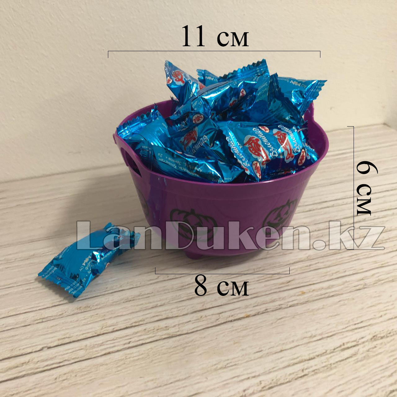 Конфетница круглая для Хэллоуина принт тыква фиолетовая