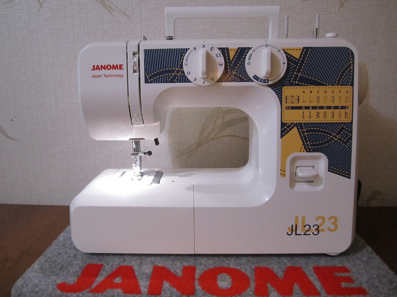 Janome JL-23 Швейная машина