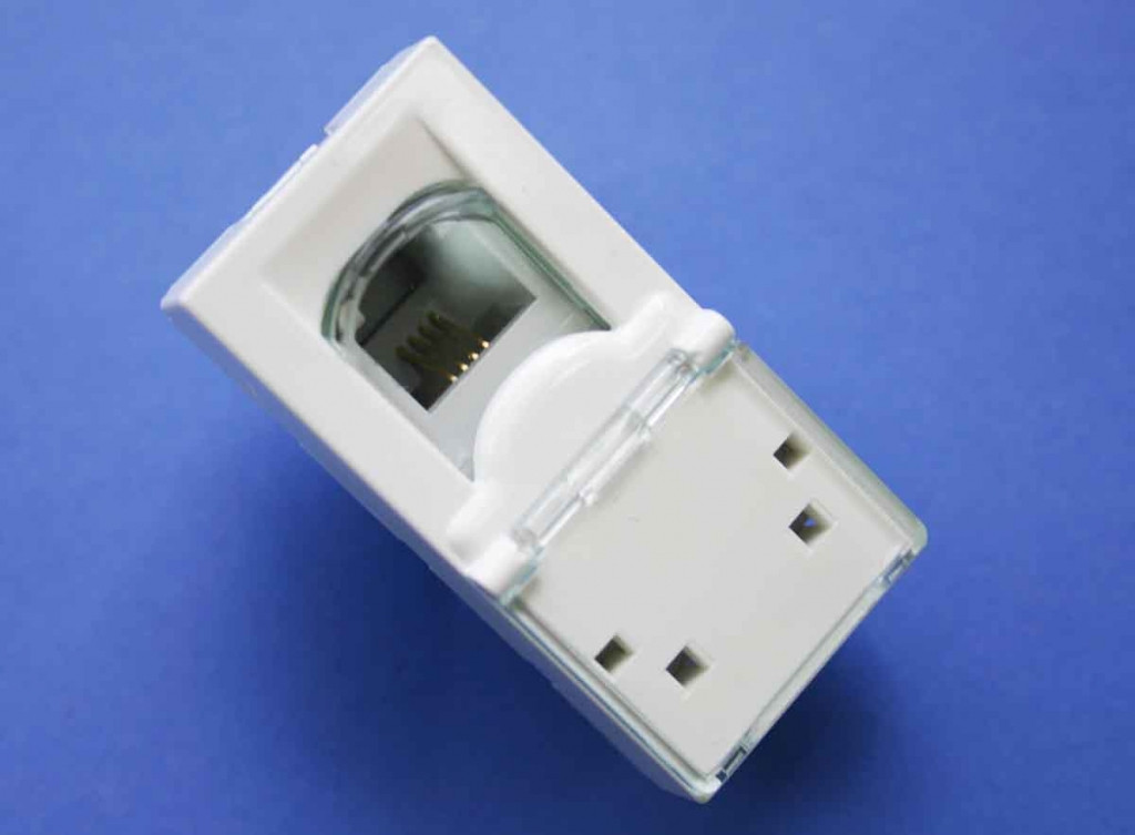 Информационный модуль 22.5*45, RJ45, cat. 6, UTP безинструментальный поворотный механизм