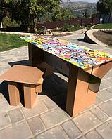 Конструкция стульев легко выдерживает даже взрослого.