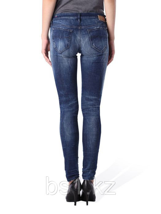 Джинсы Diesel SKINZEE-LOW 0844A СУПЕРСКИННИ ОСЕНЬ/ЗИМА - фото 4 - id-p56508045