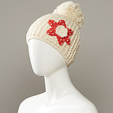 Cornsilk Textured Flower Knit Hat With Large Pom, фото 2