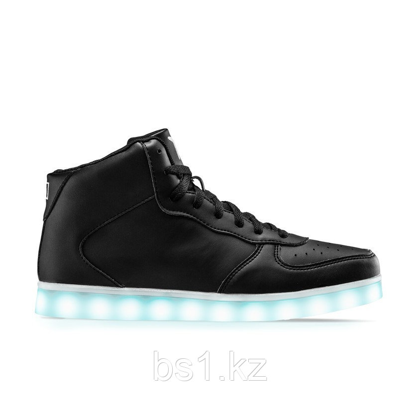 THE LIGHT HIGHTOP BLACK