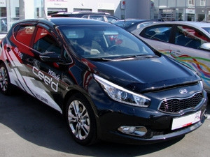 Дефлектор капота Kia Ceed 2012+ хэтчбек